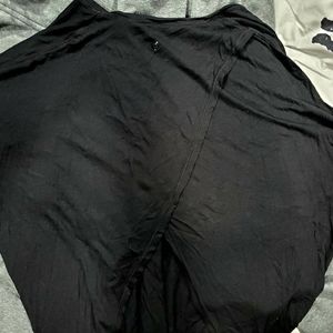 Lululemon black open back top eguc